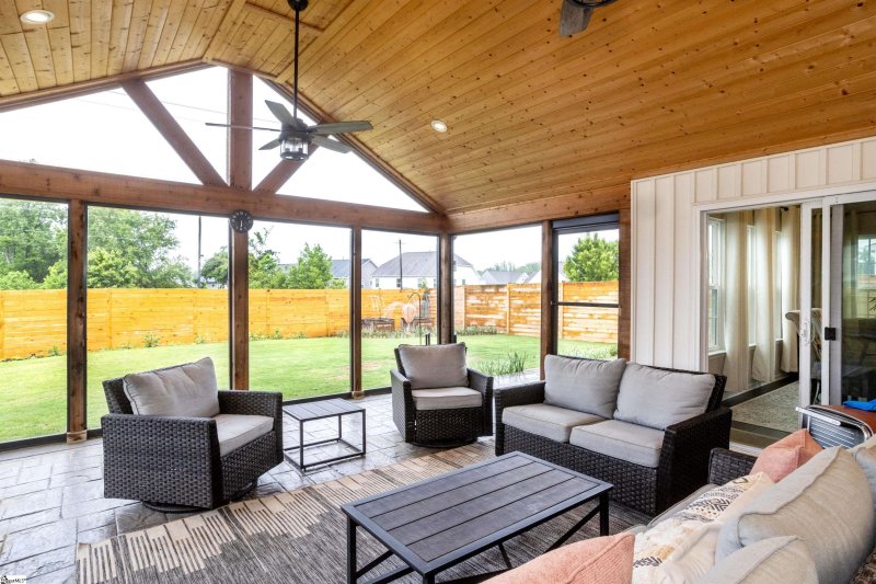 Property image 5 at 374 Bucklebury Road, Greer, SC 29651