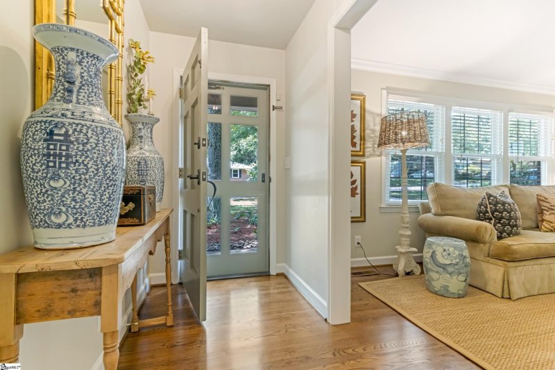 Property image 5 at 10 Broughton Drive, Greenville, SC 29609