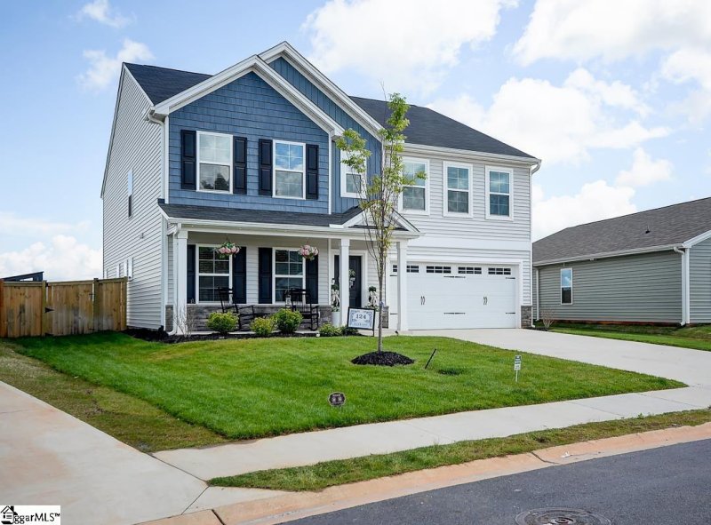 Property image 2 at 124 Ella B Lane, Easley, SC 29640-9346