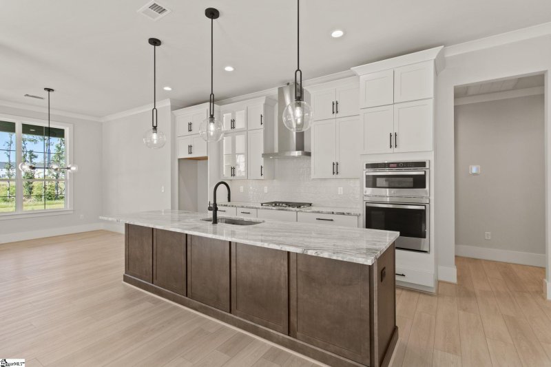 Property image 5 of 311 Eagle Mill Lane in Manegate Cottages, Greer, SC 29651