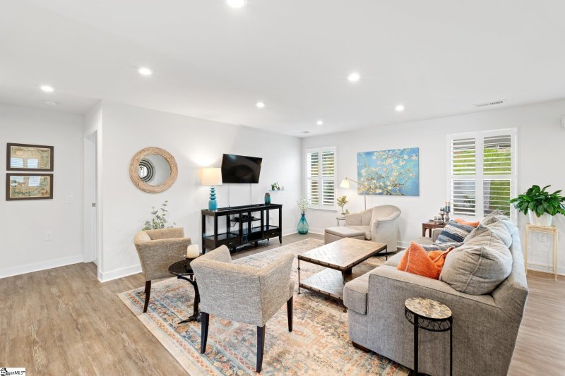 Property image 5 at 5 Timberwild Drive, Greenville, SC 29605