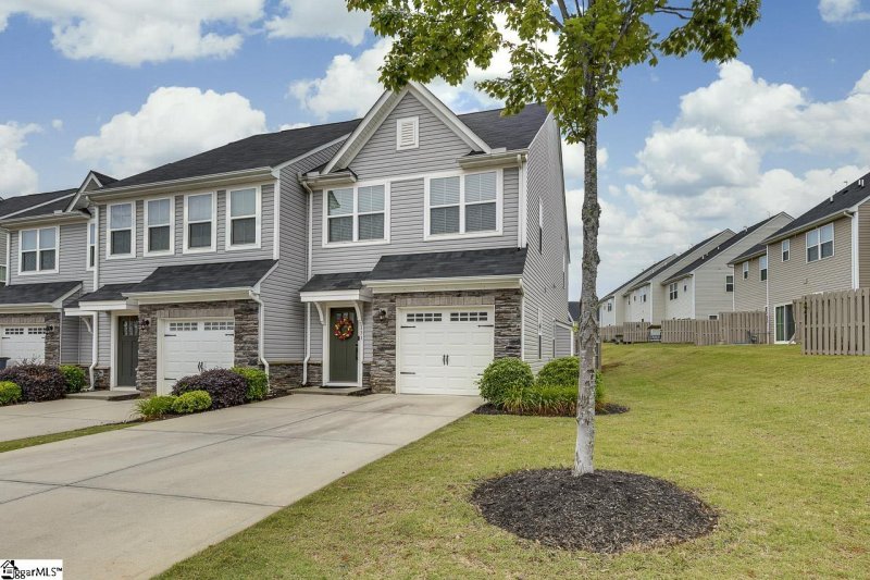 Property image 3 at 131 Roseridge Drive, Simpsonville, SC 29681