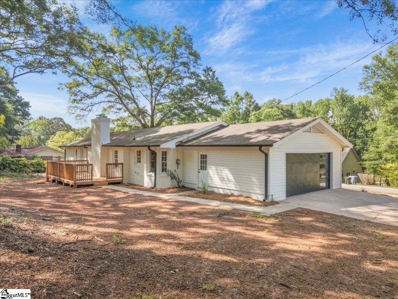 Property image 3 at 408 Bent Creek Drive, Greer, SC 29650