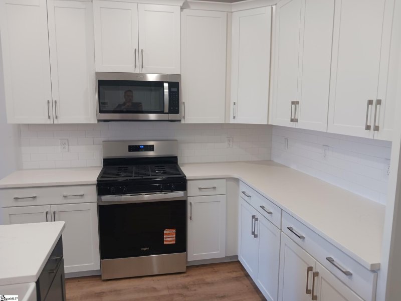 Property image 3 of 203 Lewes Avenue in The Settlement, Simpsonville, SC 29681