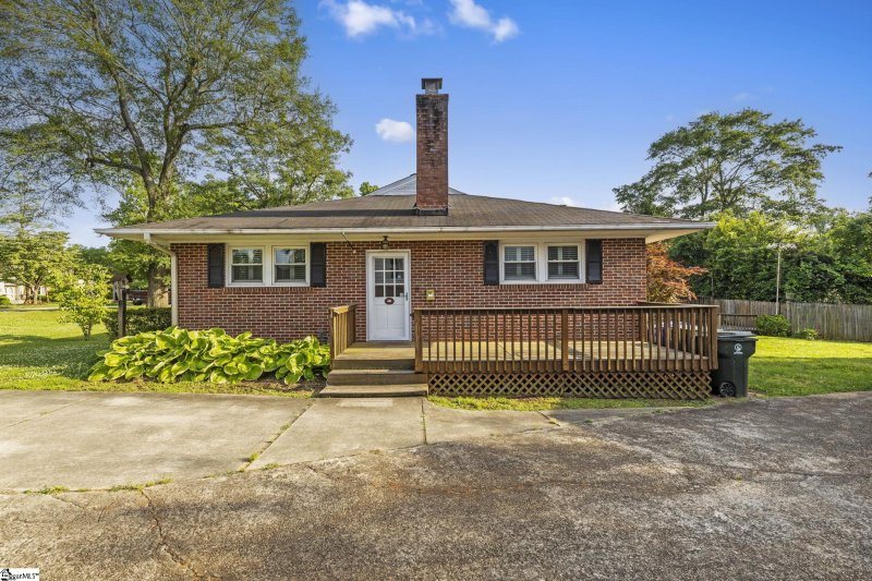 Property image 3 at 1807 N Main Street, Greenville, SC 29609