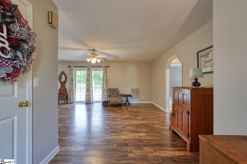 Property image 3 of 103 Cheyenne Ridge Road in Cheyenne Ridge, Campobello, SC 29322