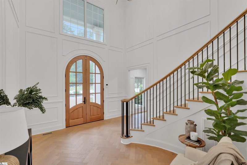 Property image 5 of 12 Woodvalley Court in Green Valley, Greenville, SC 29617