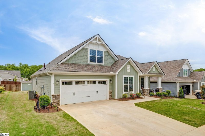 Property image 3 at 421 Wynstone Place, Greenville, SC 29607