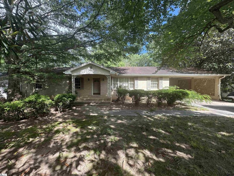 406 Rollingreen Road