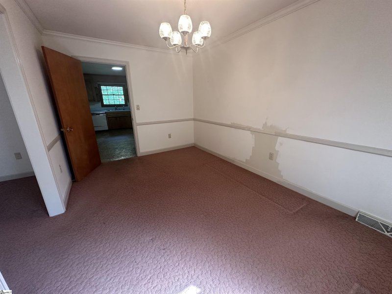 Property image 3 at 406 Rollingreen Road, Greenville, SC 29615