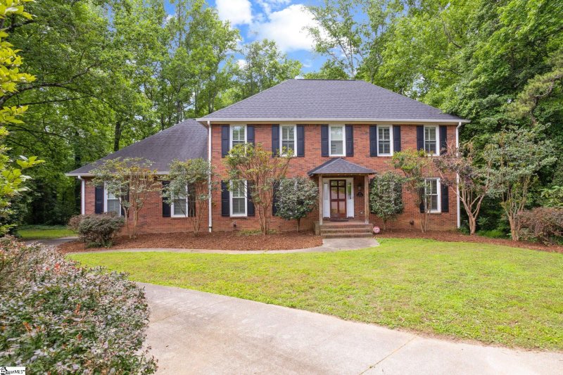 Property image 2 at 112 Silver Creek Court, Greer, SC 29650