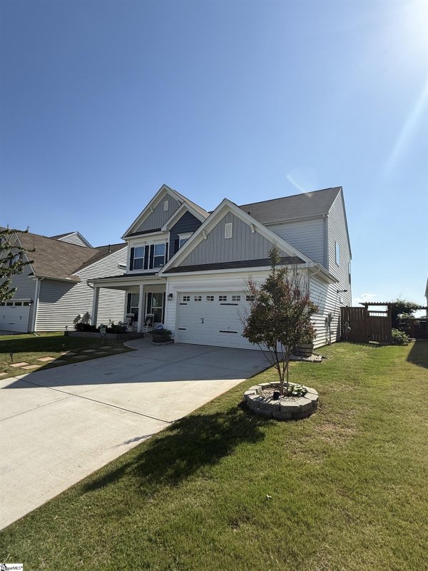 Property image 3 of 717 Pollyanna Drive in Harrington, Greenville, SC 29605