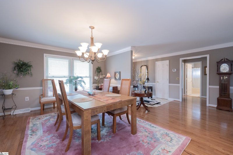 Property image 4 of 109 River Oaks Road in River Oaks, Greer, SC 29650