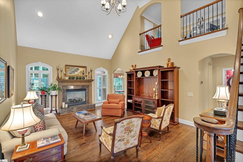 Property image 5 at 211 Waverly Hall Lane, Simpsonville, SC 29681