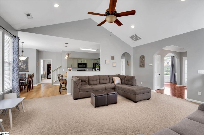 Property image 4 at 137 Worcester Lane, Easley, SC 29642-3045