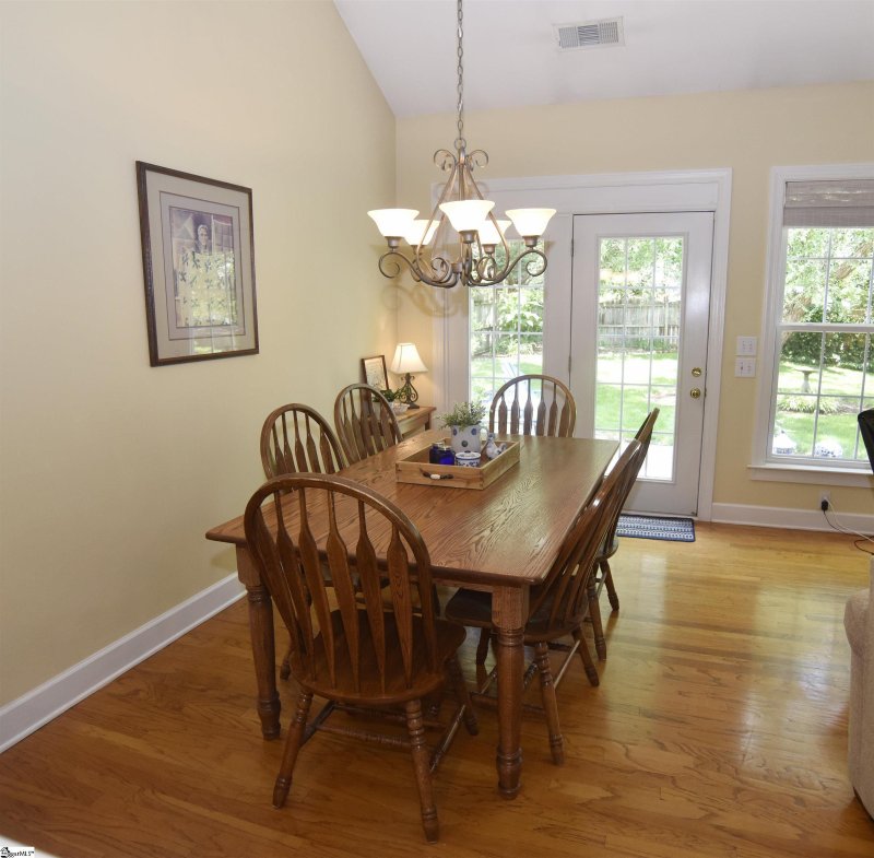 Property image 5 at 3 Treyburn Court, Greer, SC 29650
