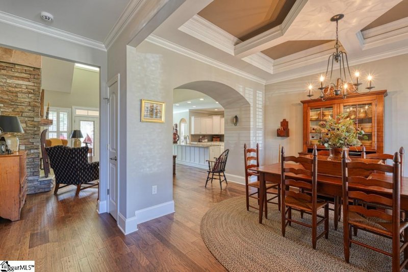 Property image 4 at 320 S Woodfin Ridge Drive, Inman, SC 29349