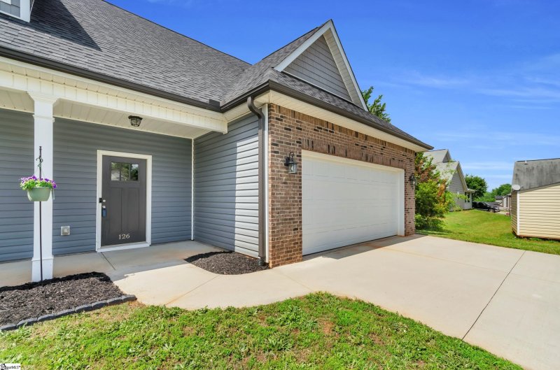 Property image 2 at 126 Patagonia Road, Anderson, SC 29625