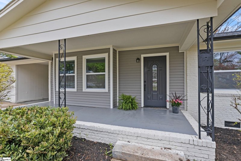 Property image 4 at 26 Dagenham Drive, Greenville, SC 29615