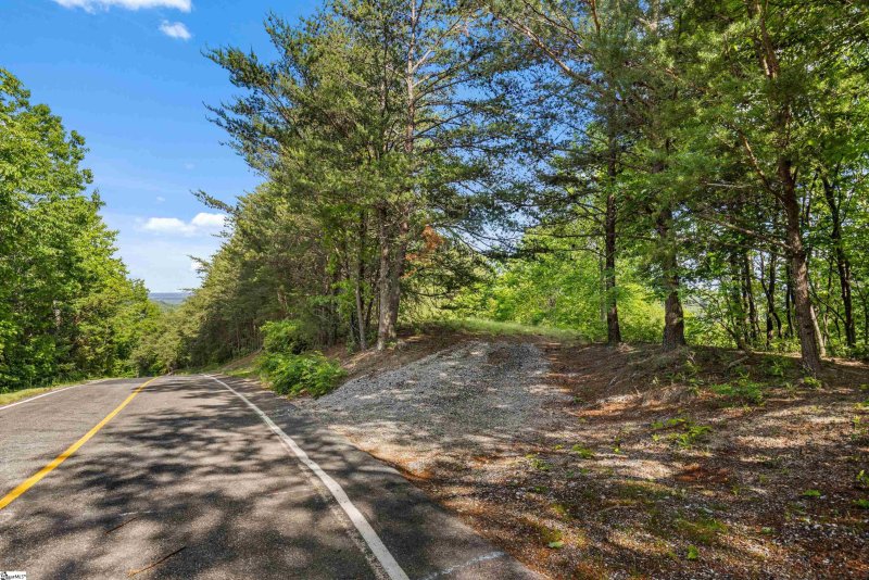 Property image 3 of 214 Craggy Rock Lane in The Cliffs at Glassy, Landrum, SC 29356