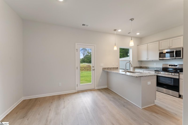 Property image 4 of 102 Denham Drive in Edwards Station, Taylors, SC 29687