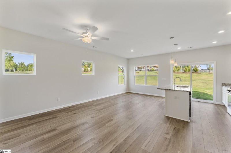 Property image 3 at 15 Nonnington Way, Taylors, SC 29687