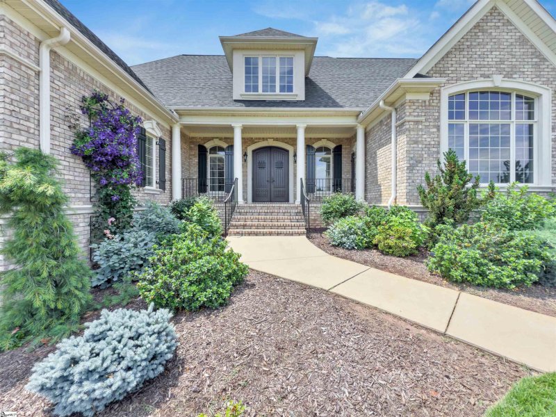 Property image 2 of 42 Great Lawn Drive in Rushton, Piedmont, SC 29673