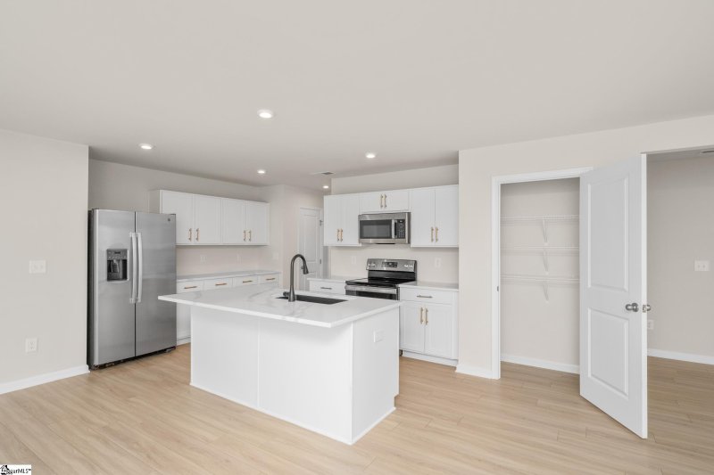 Property image 4 at 27 Havenhill Place, Greenville, SC 29605