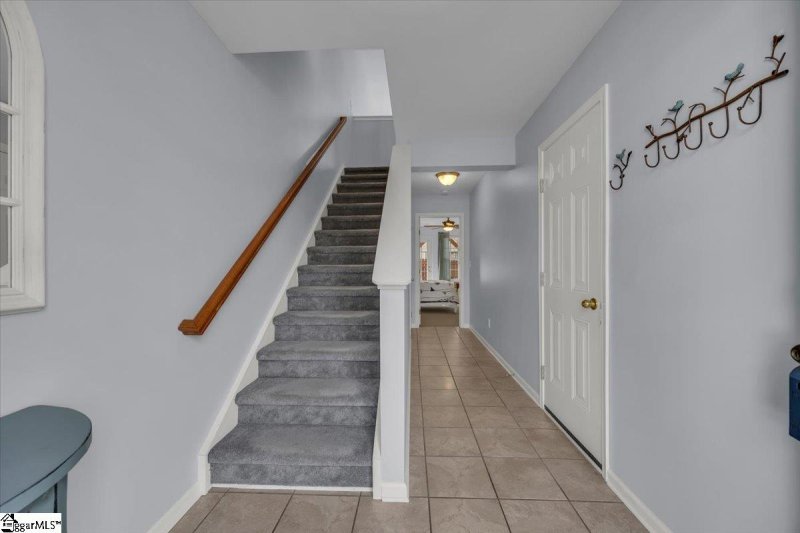 Property image 4 of 117 Sylvan Oak Way in Oak Park, Simpsonville, SC 29681