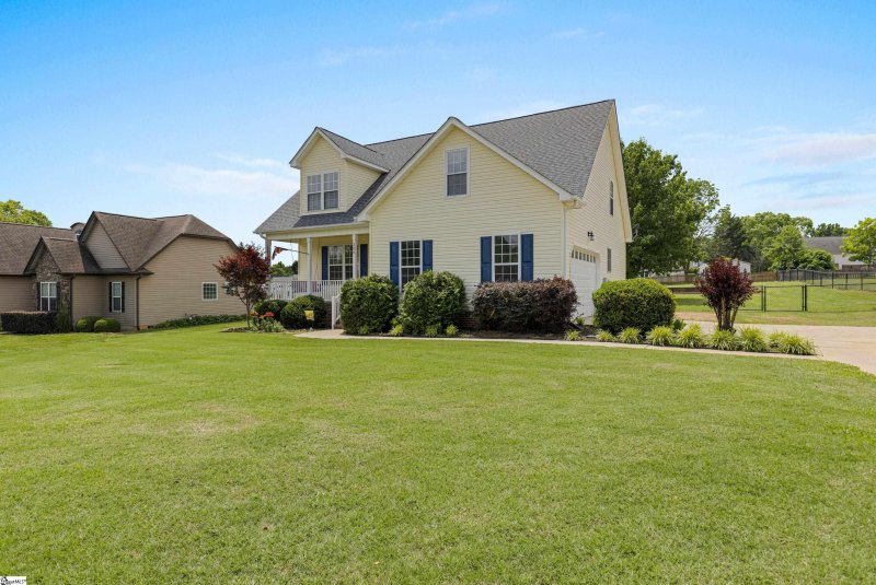 Property image 2 at 226 Abners Trail, Greer, SC 29651