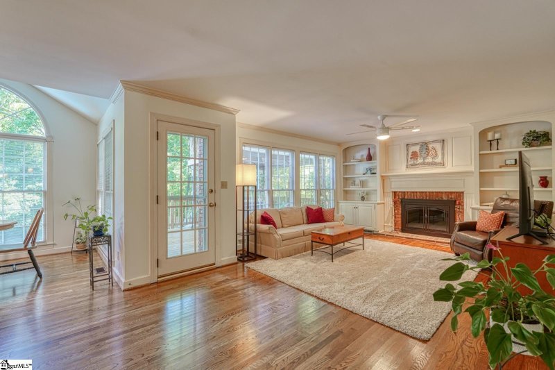 Property image 3 at 201 Woodridge Drive, Spartanburg, SC 29301