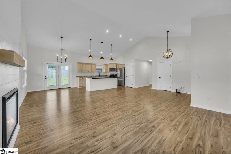 Property image 4 at 624 Renita Drive, Boiling Springs, SC 29316