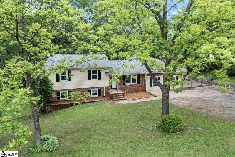 Property image 3 of 116 Kennedy Street in Crestview Heights, Easley, SC 29642