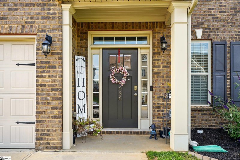 Property image 2 at 636 Highgarden Lane, Boiling Springs, SC 29316