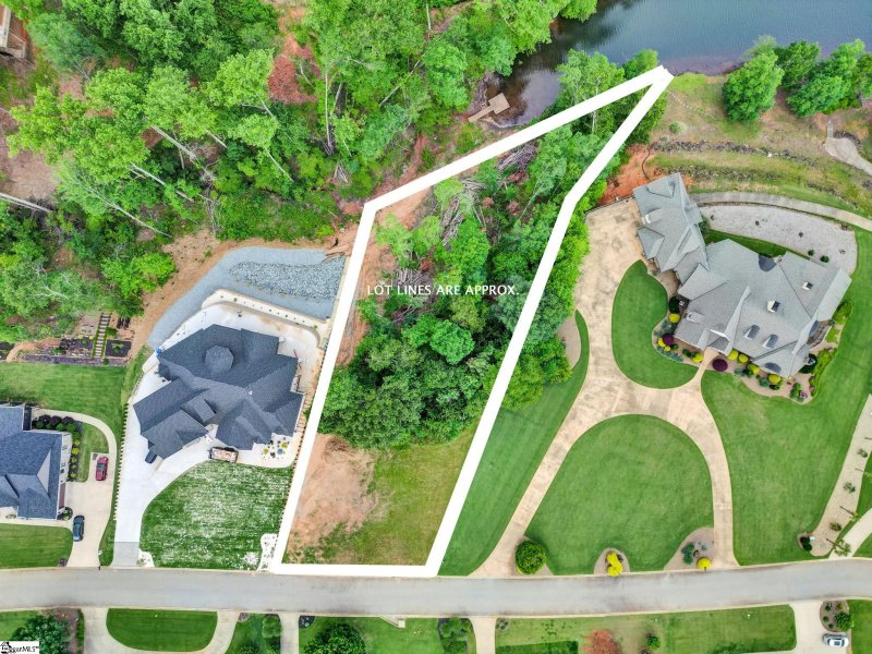 Property image 2 of 434 Tangleridge Drive in Woodfin Ridge, Inman, SC 29349