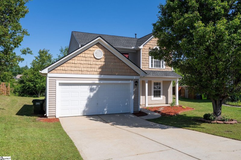 Property image 5 at 9 Hollow Tree Way, Greenville, SC 29605-6430