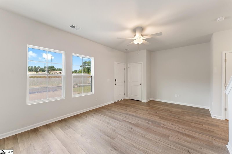 Property image 3 at 106 Denham Drive, Taylors, SC 29687