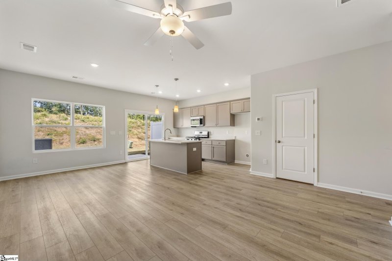 Property image 4 of 39 Nonnington Way in Edwards Station, Taylors, SC 29687