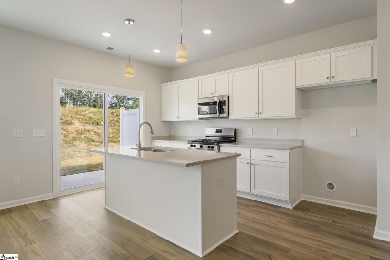 Property image 4 of 35 Nonnington Way in Edwards Station, Taylors, SC 29687