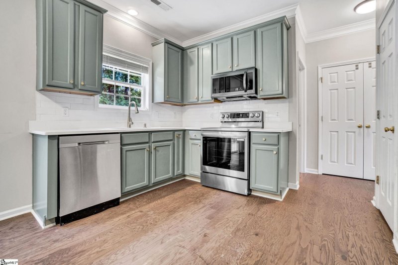 Property image 5 of 905 Morning Mist Lane in Morning Mist, Simpsonville, SC 29680-7346