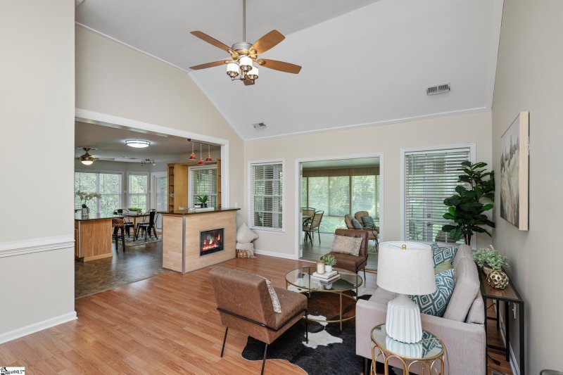 Property image 5 at 315a Winding Brook Court, Greenville, SC 29617