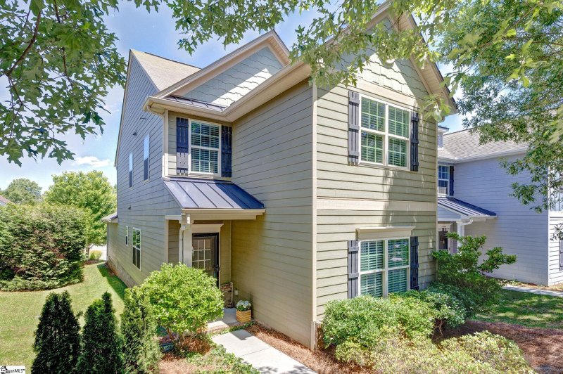 Property image 2 at 121 Austin Brook Street, Simpsonville, SC 29680