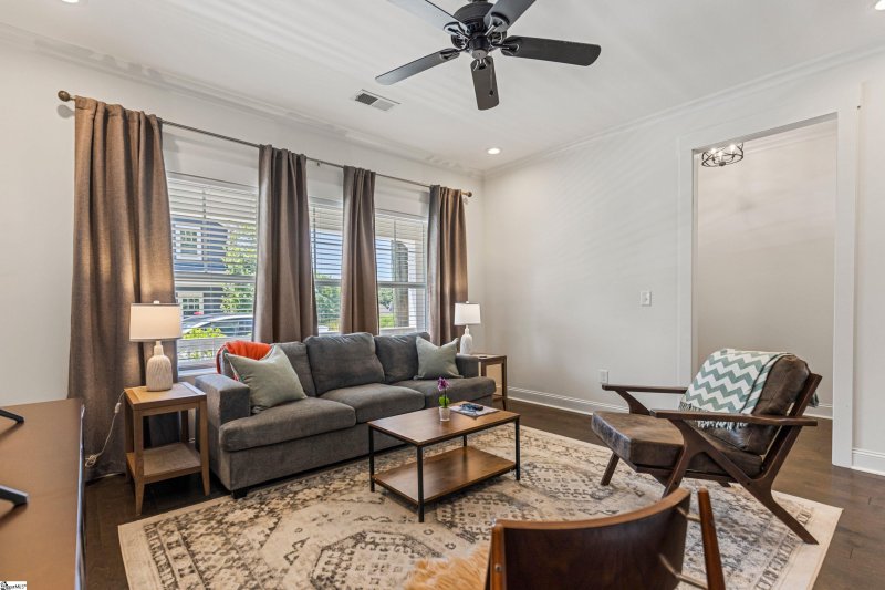 Property image 3 of 8 Griffin Street in Downtown, Greenville, SC 29601