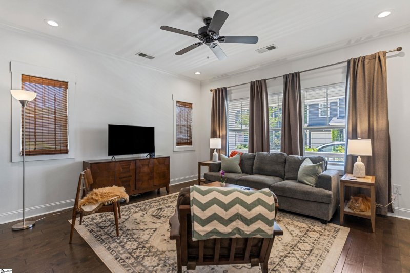 Property image 4 of 8 Griffin Street in Downtown, Greenville, SC 29601