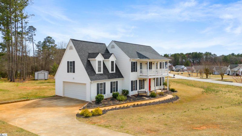 Property image 3 at 200 Carrageen Road, Williamston, SC 29697