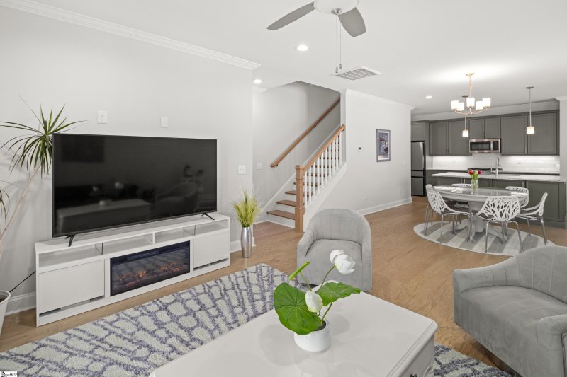 Property image 4 at 3 Hasbrook Lane, Greenville, SC 29607