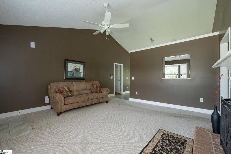 Property image 5 of 14 Saint Thomas Court in Ashley Commons, Greer, SC 29651