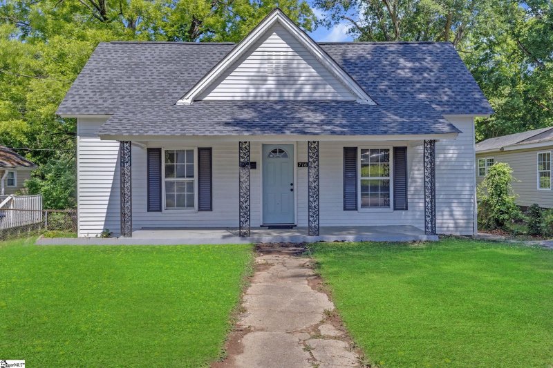 Property image 2 at 716 Reynolds Street, Spartanburg, SC 29303