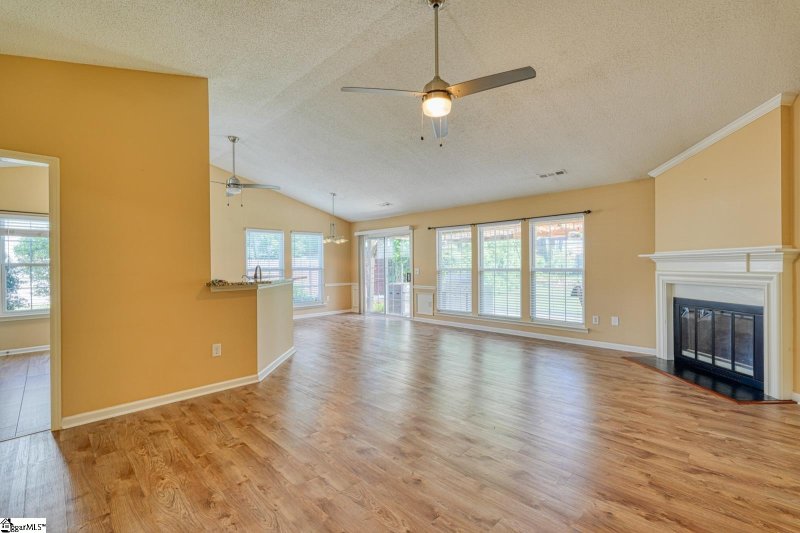 Property image 3 at 307 Valhalla Lane, Simpsonville, SC 29681