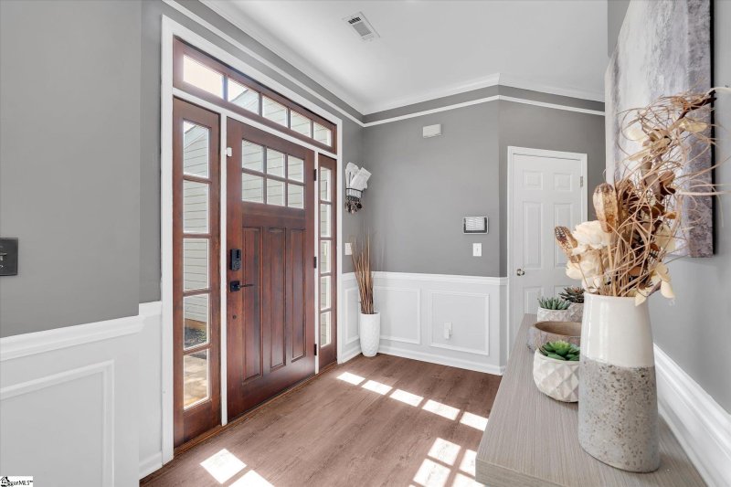 Property image 2 at 17 Ridgebrook Way, Greenville, SC 29605